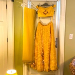 Lehenga; size 4; color - yellow